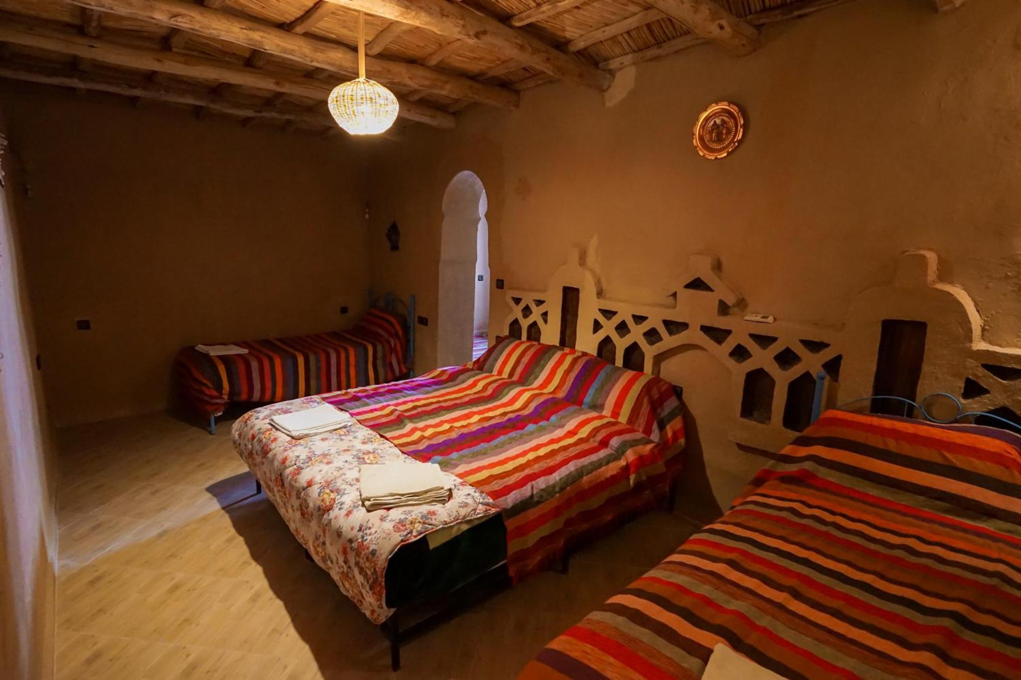 Riad Marhaba Merzane Szoba fotó
